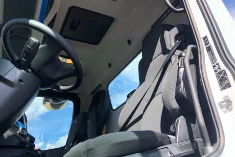 Mercedes-Benz Arocs 3740 B 8X4