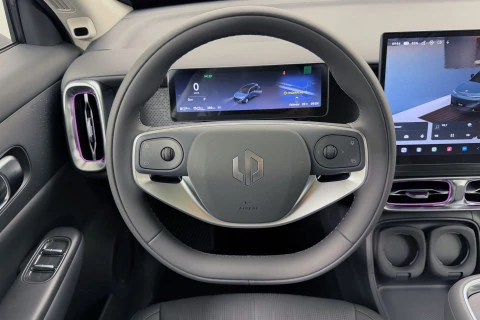 Leapmotor B10 B10 REEV 18.8 kWh Design Auto