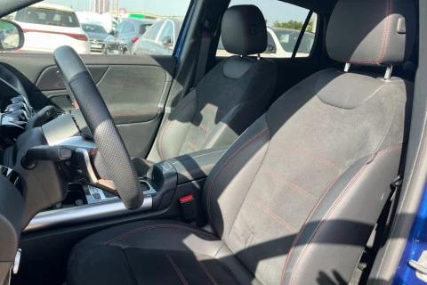 Mercedes-Benz GLA GLA 200 D