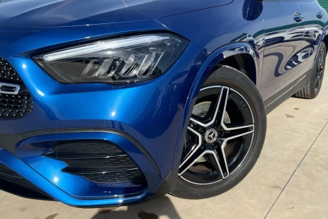 Mercedes-Benz GLA GLA 200 D