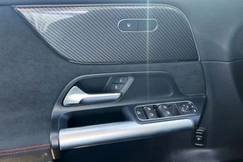 Mercedes-Benz GLA GLA 200 D