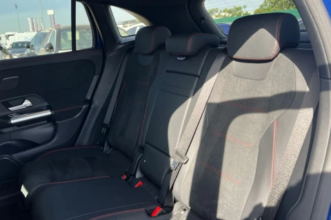 Mercedes-Benz GLA GLA 200 D