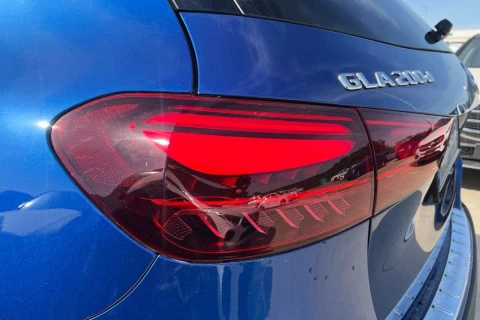 Mercedes-Benz GLA GLA 200 D