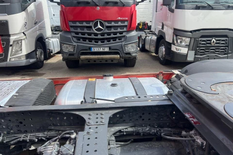 Mercedes-Benz Actros 1851 LS 