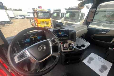 Mercedes-Benz Actros 1851 LS 