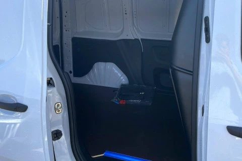 Peugeot Partner Standard 600kg BlueHDi 100CV Manual