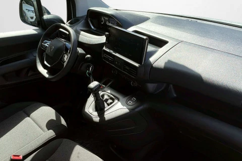 Peugeot Partner Standard 600kg BlueHDi 100CV Manual