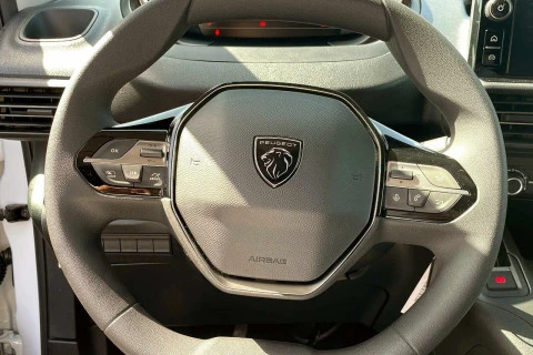 Peugeot Partner Standard 600kg BlueHDi 100CV Manual