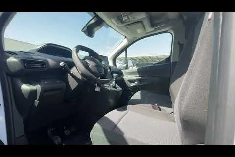 Peugeot Partner Standard 600kg BlueHDi 100CV Manual