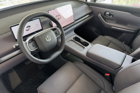 Leapmotor C10 C10 BEV 69.9kWh Design Auto