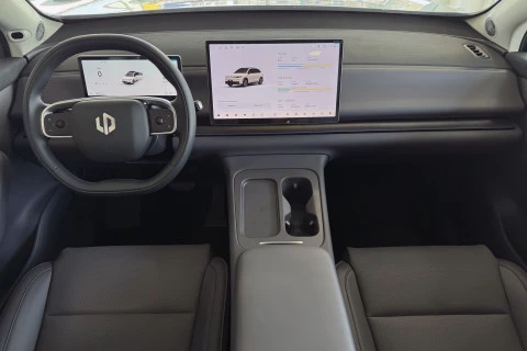 Leapmotor C10 C10 BEV 69.9kWh Design Auto