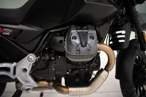 Moto Guzzi V 85 Strada 