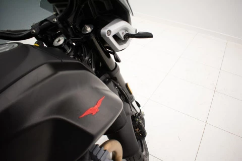 Moto Guzzi V 85 Strada 