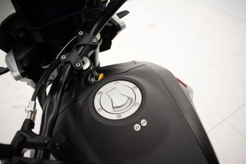 Moto Guzzi V 85 Strada 