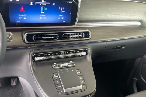 Mercedes-Benz Clase V 220 d Avantgarde Largo