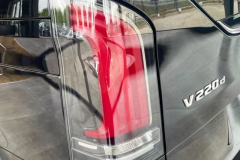Mercedes-Benz Clase V 220 d Avantgarde Largo