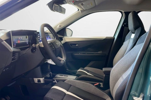 Opel Frontera 1.2T XHT Hybrid eDCT6 81kW Edition