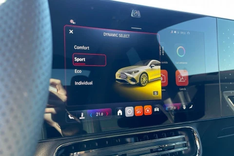 Mercedes-Benz CLA CLA 250+ con tecnología EQ