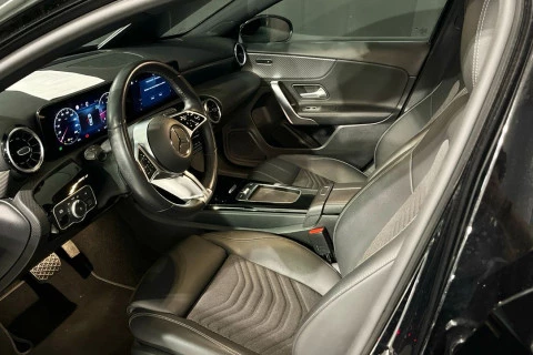 Mercedes-Benz Clase A A 200 d Sedán