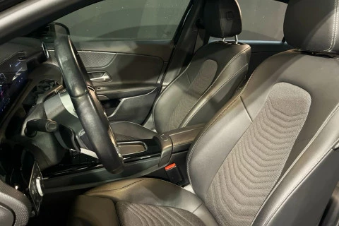 Mercedes-Benz Clase A A 200 d Sedán