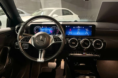 Mercedes-Benz Clase A A 200 d Sedán