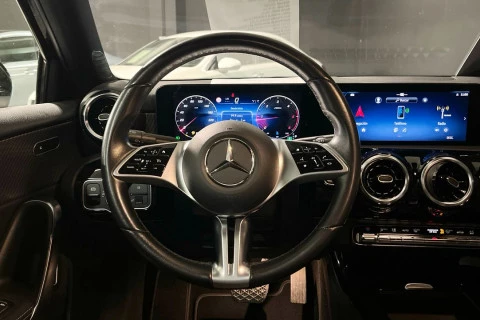 Mercedes-Benz Clase A A 200 d Sedán