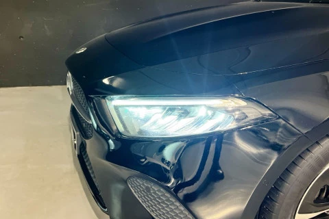 Mercedes-Benz Clase A A 200 d Sedán