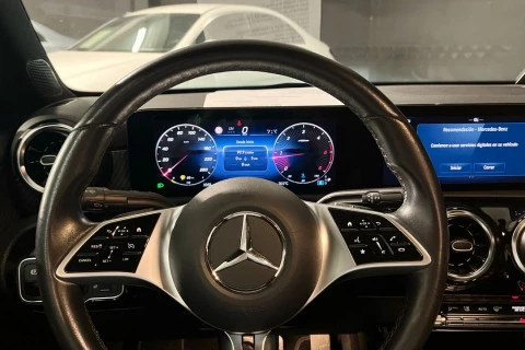 Mercedes-Benz Clase A A 200 d Sedán