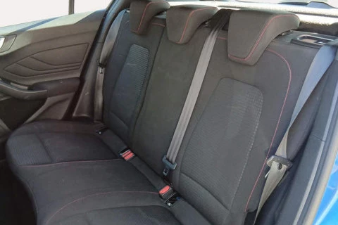 Ford Focus 1.0 Ecoboost MHEV 92kW ST-Line