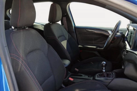 Ford Focus 1.0 Ecoboost MHEV 92kW ST-Line