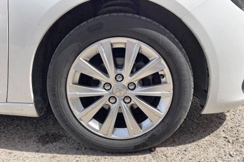 Peugeot 308 5p Style PureTech 110 S&S 6 Vel. MAN