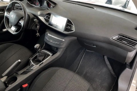 Peugeot 308 5p Style PureTech 110 S&S 6 Vel. MAN