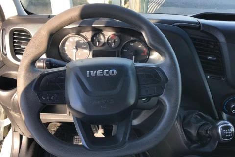 Iveco Daily BASCULANTE 