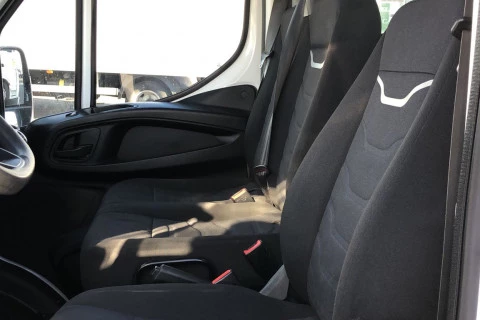 Iveco Daily BASCULANTE 