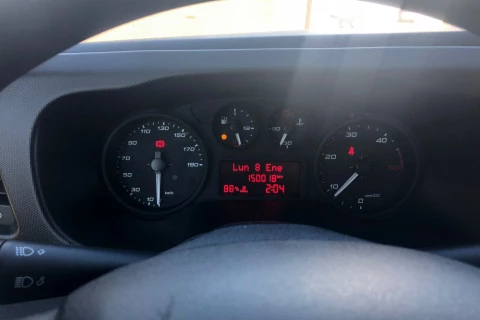 Iveco Daily BASCULANTE 