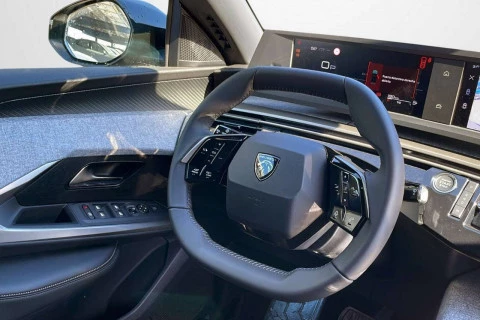 Peugeot 3008 Hybrid 1.2 107KW Allure eDCS6