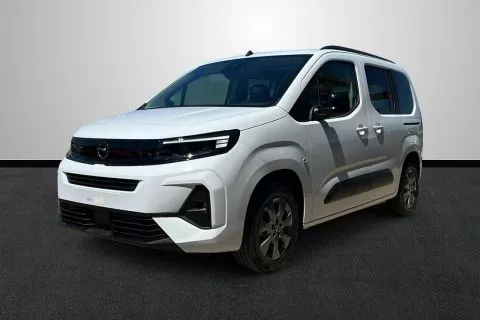 Opel Combo M1 100 Cv 1.5 Td SS MT6 6.4 4p. Opel Combo M1 100 Cv 1.5 Td SS MT6 6.4 4p.