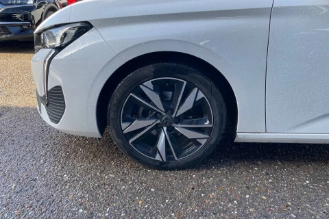 Peugeot 308 5P Allure Puretech 130 S&S EAT8