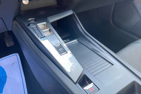 Peugeot 308 5P Allure Puretech 130 S&S EAT8