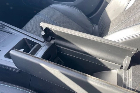 Peugeot 308 5P Allure Puretech 130 S&S EAT8