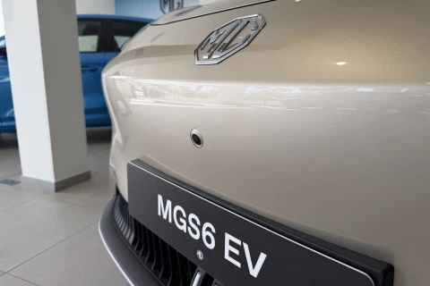 MGS6 EV Luxury
