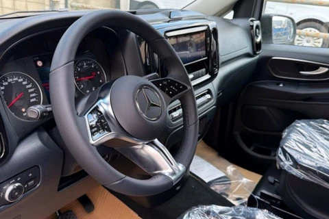 Mercedes-Benz Vito 114CDI AT 100kW Tourer Select Larga