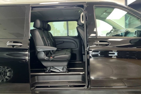 Mercedes-Benz Vito 114CDI AT 100kW Tourer Select Larga