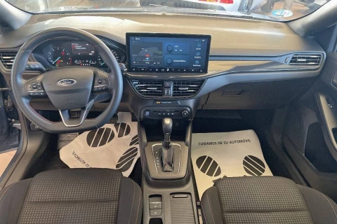 Ford Focus 1.0 Ecoboost MHEV 114kW ST-Line Auto