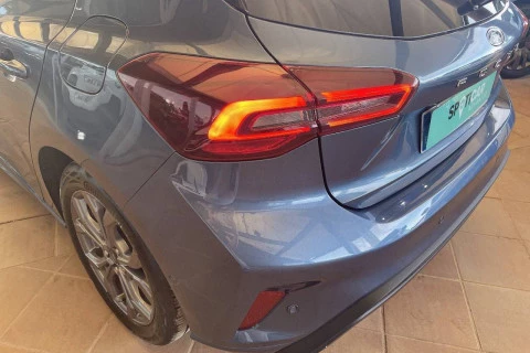 Ford Focus 1.0 Ecoboost MHEV 114kW ST-Line Auto