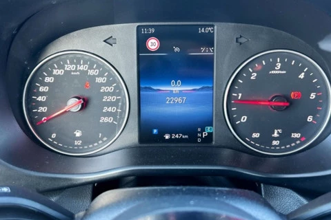 Mercedes-Benz Vito 116CDI AT 120kW Tourer Select Larga