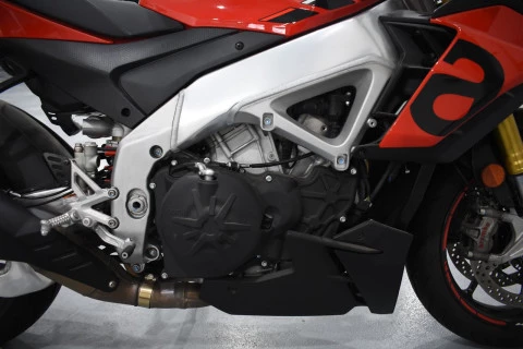 Aprilia RSV4 1100 FACTORY 