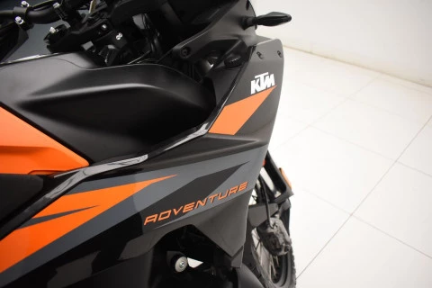 KTM 890 Adventure 