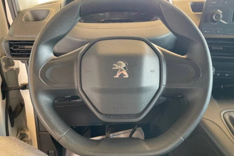 Peugeot Partner Pro Standard 600kg BlueHDi 73kW