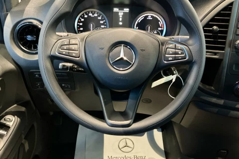 Mercedes-Benz eVito e-Vito 129 Tourer Pro Larga